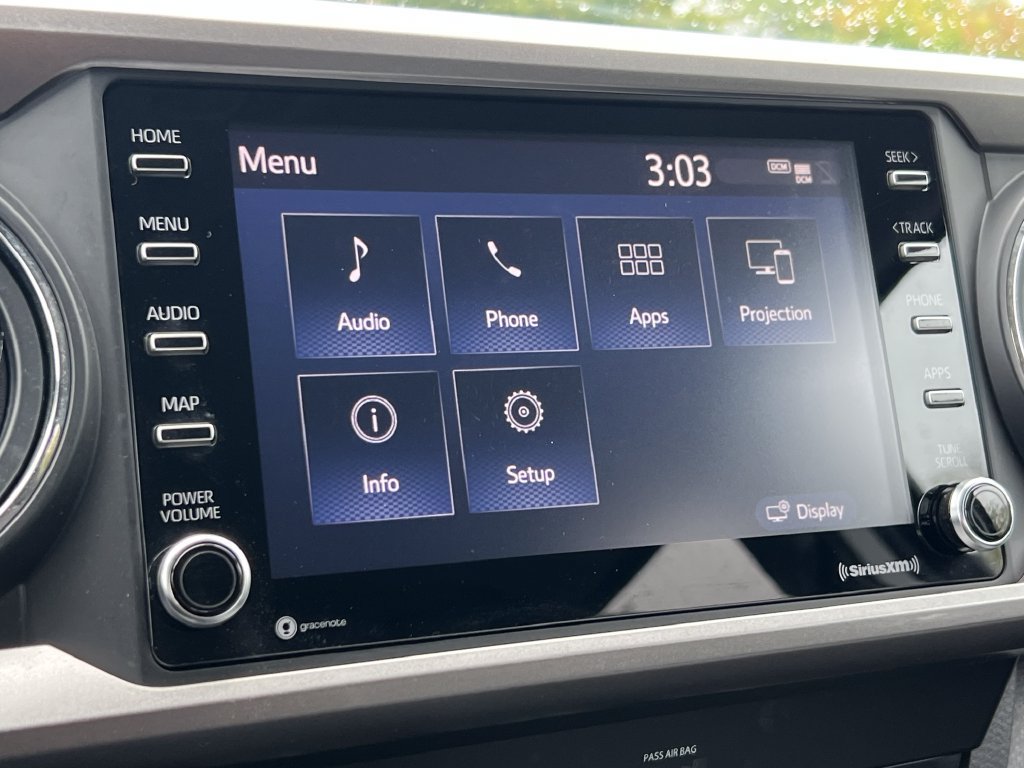 Used 2020 Toyota Tacoma SR5 AWD/4WD image 29