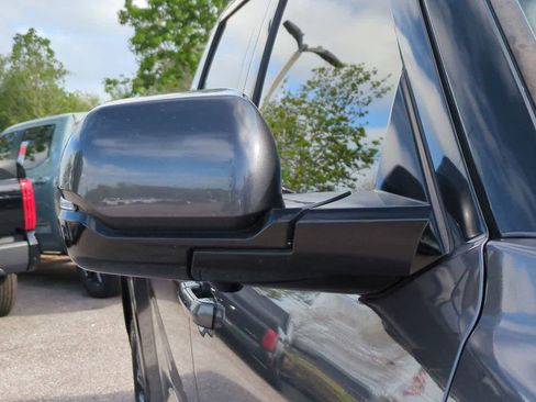 Used 2022 Toyota Tundra Platinum image 12