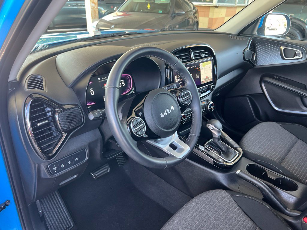 Certified 2024 Kia Soul EX FWD image 6