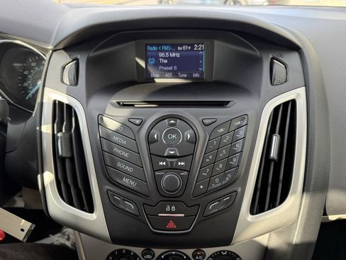 Used 2013 Ford Focus SE image 23