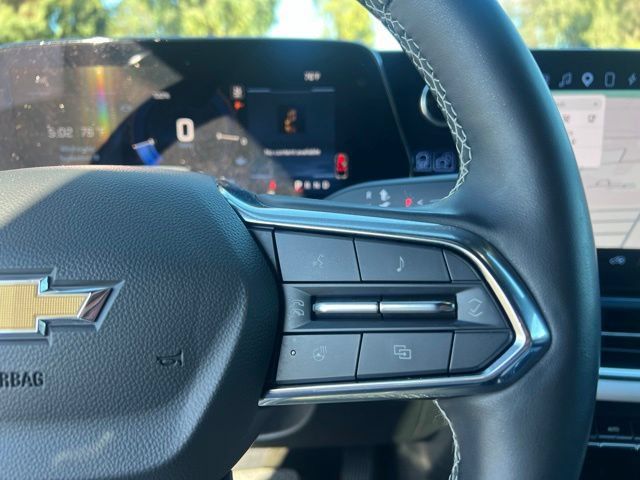 Used 2024 Chevrolet Equinox EV LT w/ Active Safety Package 3 AWD/4WD image 17