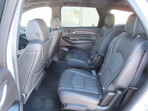 Used 2024 Buick Enclave Avenir w/ Avenir Technology Package image 35