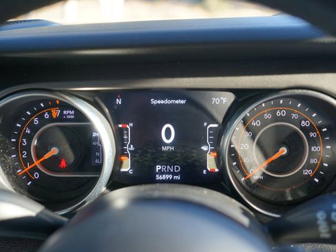 Used 2019 Jeep Wrangler Unlimited Sport AWD/4WD image 11