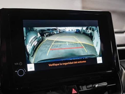 Certified 2024 Toyota Corolla Cross XLE image 25