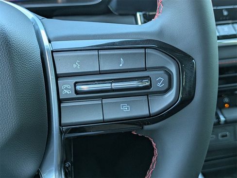 New 2025 Chevrolet Colorado Z71 w/ Technology Package image 26