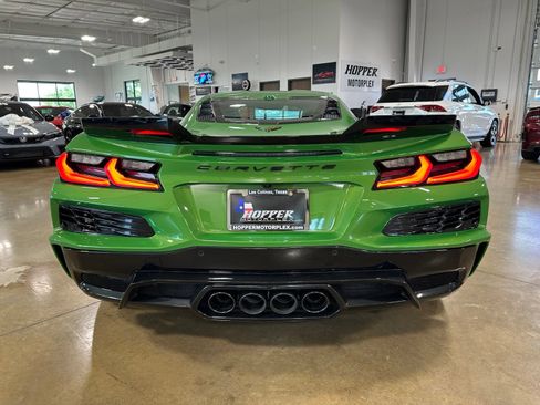 Used 2026 Chevrolet Corvette Z06 RWD image 7