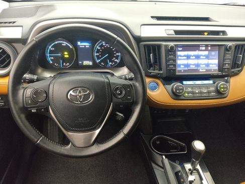 Used 2016 Toyota RAV4 Limited AWD/4WD image 22
