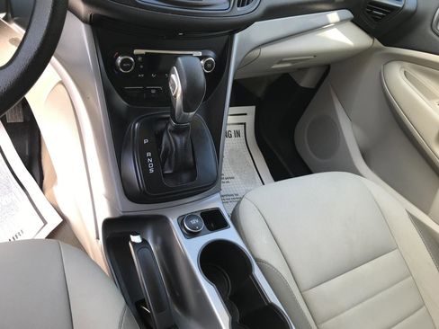 Used 2015 Ford Escape SE w/ Equipment Group 201A AWD/4WD image 14