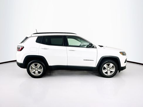 Used 2022 Jeep Compass Latitude AWD/4WD image 10