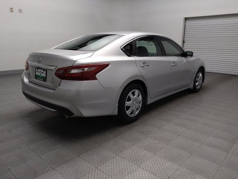 Used 2018 Nissan Altima 2.5 S w/ S Convenience Package image 9