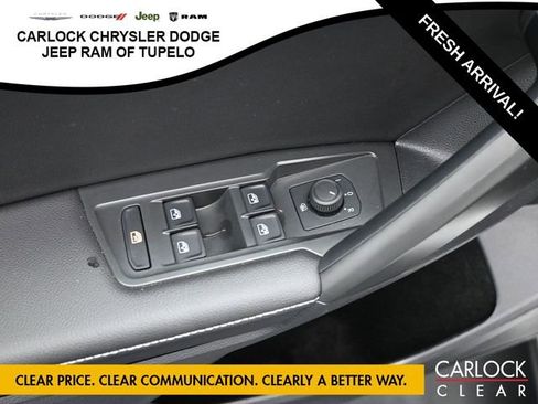 Used 2024 Volkswagen Tiguan S image 13