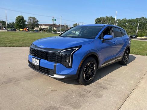 New 2026 Kia Sportage EX FWD image 2