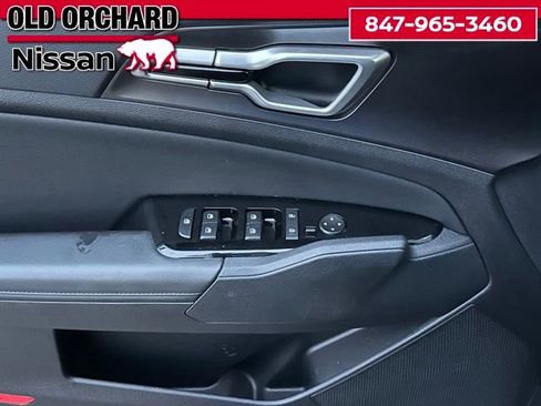 Used 2025 Kia Sportage EX image 10