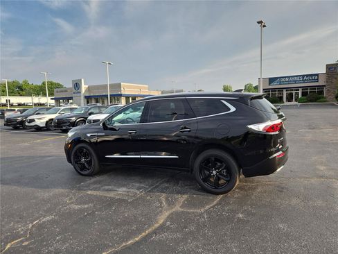 Used 2023 Buick Enclave Essence w/ Experience Buick Package AWD/4WD image 30