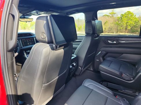 Certified 2023 GMC Yukon XL Denali w/ Denali Reserve Package image 13