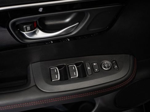 Certified 2025 Acura ADX A-Spec image 28