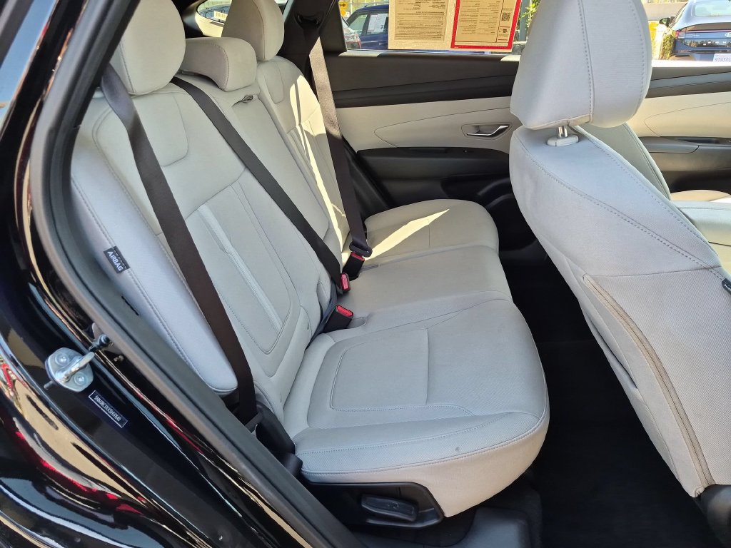 Used 2025 Hyundai Tucson SEL AWD/4WD image 30