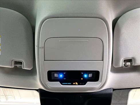 Used 2025 Ford Expedition Max Active image 23