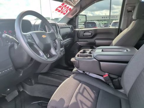 Certified 2025 Chevrolet Silverado 2500 Custom w/ Custom Value Package AWD/4WD image 16