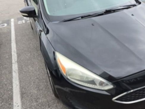 Used 2016 Ford Focus SE image 5