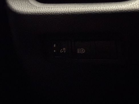 New 2025 Toyota RAV4 LE image 28