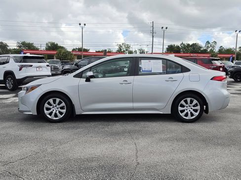 Used 2026 Toyota Corolla LE FWD image 7