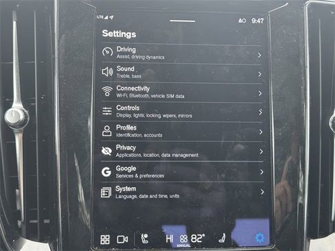 Used 2024 Volvo S60 B5 Plus image 31