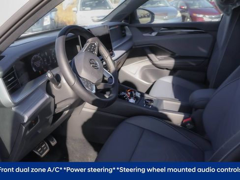 Certified 2026 Volkswagen Tiguan SE R-Line AWD/4WD image 5