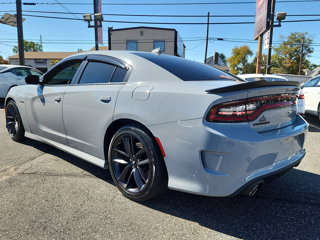Used 2022 Dodge Charger R/T w/ Plus Group RWD image 3