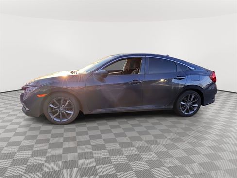Used 2019 Honda Civic EX image 4