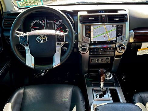 Used 2022 Toyota 4Runner Limited image 25