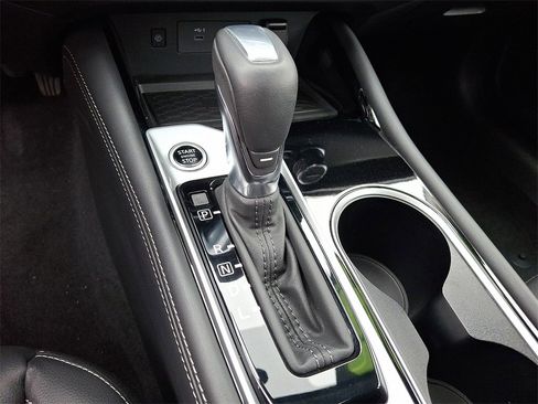 Used 2024 Nissan Altima 2.5 SL image 16