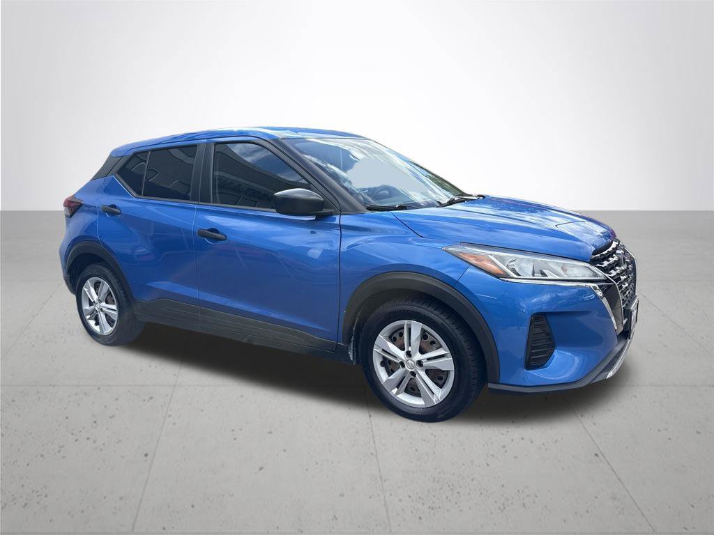 Used 2022 Nissan Kicks S FWD image 4