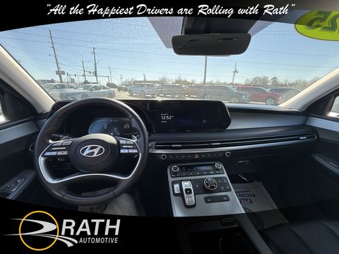 Used 2025 Hyundai Palisade SEL image 14