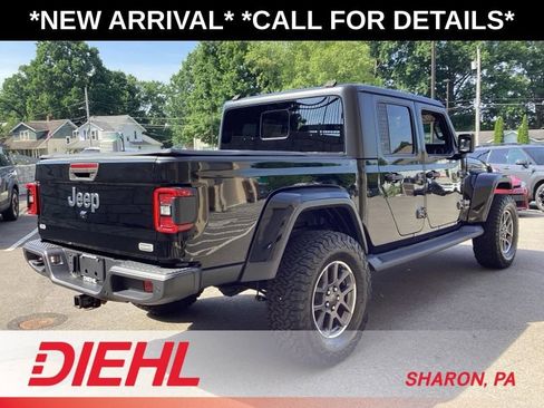 Used 2021 Jeep Gladiator Overland AWD/4WD image 8