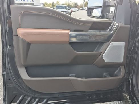 Used 2025 Ford F150 King Ranch image 8