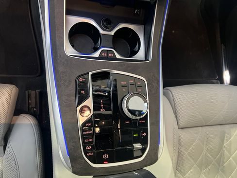 Certified 2025 BMW X7 xDrive40i w/ Executive Package AWD/4WD image 20