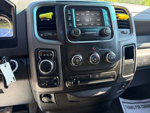 Used 2019 RAM 1500 Express AWD/4WD image 17