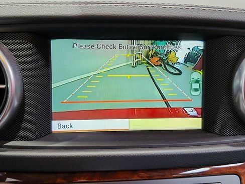 Used 2013 Mercedes-Benz SL 550 image 22