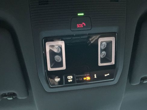 New 2025 Volkswagen ID. Buzz Pro S image 20