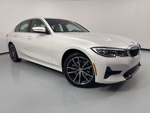 Certified 2022 BMW 330i xDrive Sedan w/ Premium Package 2 image 1
