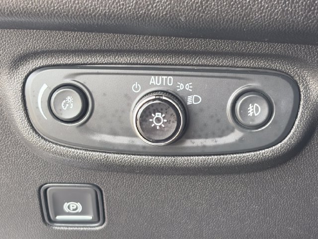 Used 2021 GMC Terrain SLT w/ Infotainment Package II AWD/4WD image 60