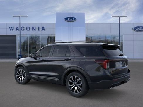 New 2026 Ford Explorer ST-Line AWD/4WD image 4