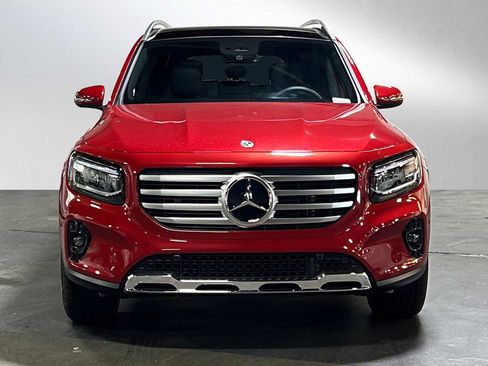 New 2025 Mercedes-Benz GLB 250 4MATIC image 9