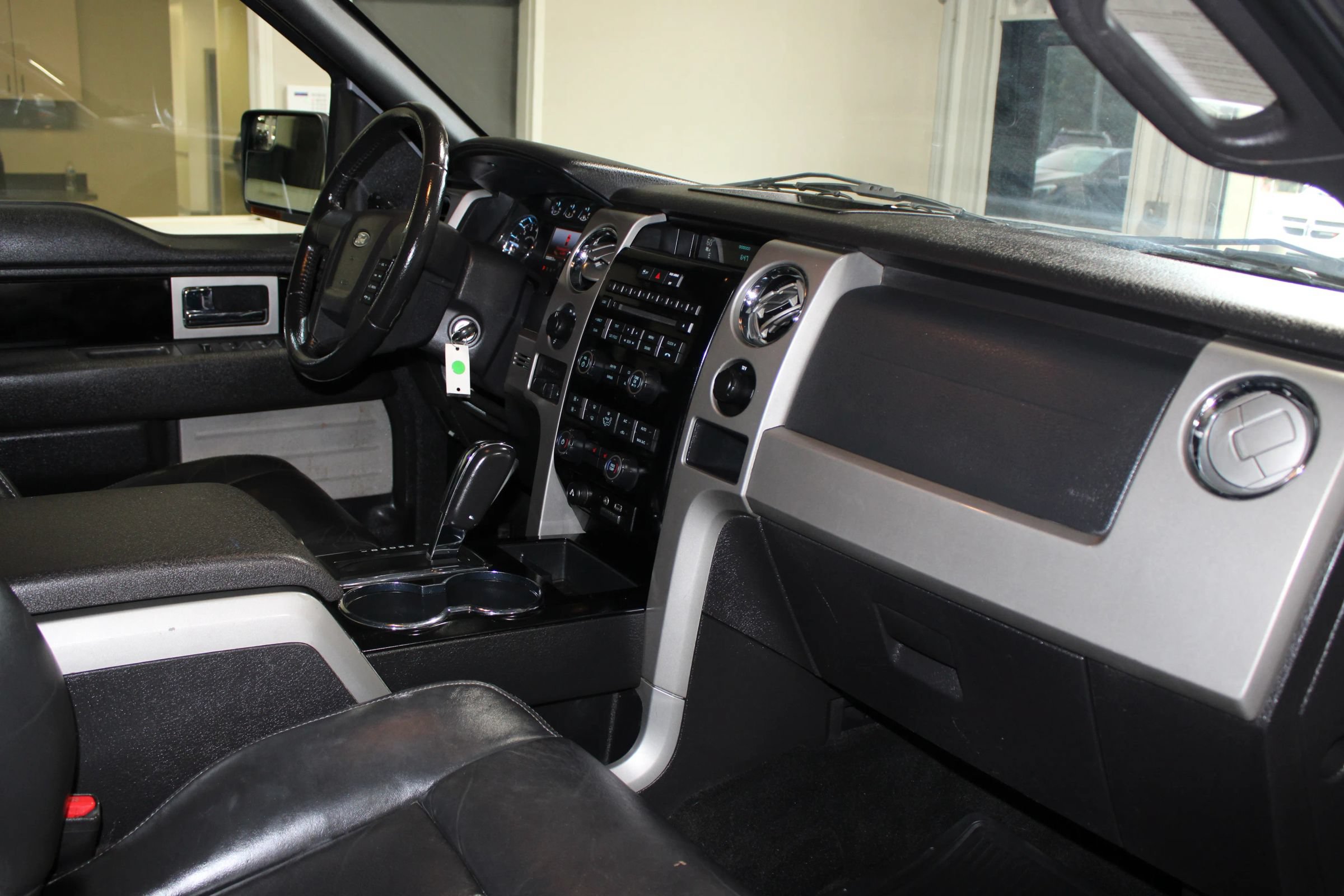 Used 2011 Ford F150 FX4 w/ FX Luxury Pkg AWD/4WD image 32