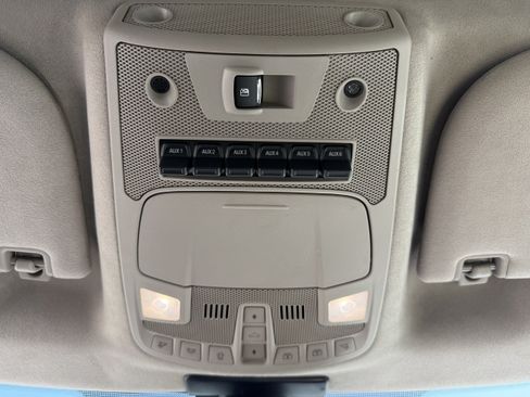 Used 2019 Ford F350 Limited AWD/4WD image 33