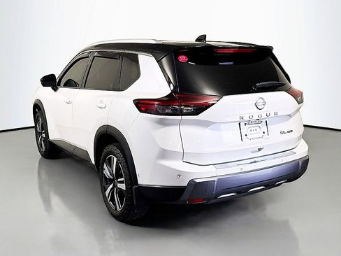 Certified 2024 Nissan Rogue SL AWD/4WD image 5