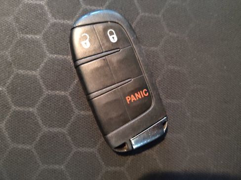 Used 2018 Jeep Compass Sport image 32