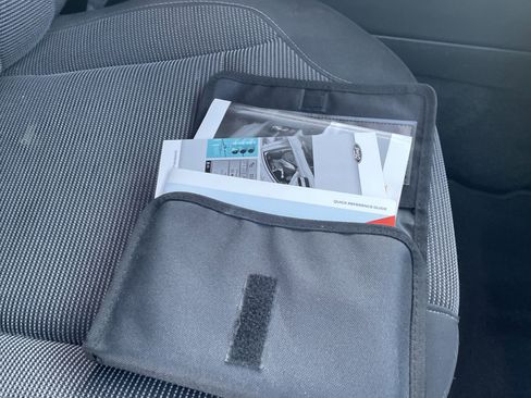 Used 2016 Ford Taurus SEL image 20