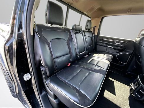 Used 2019 RAM 1500 Laramie AWD/4WD image 28